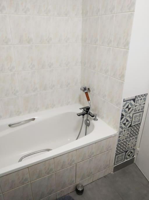 Appartement Superb Modern With Parking Clichy